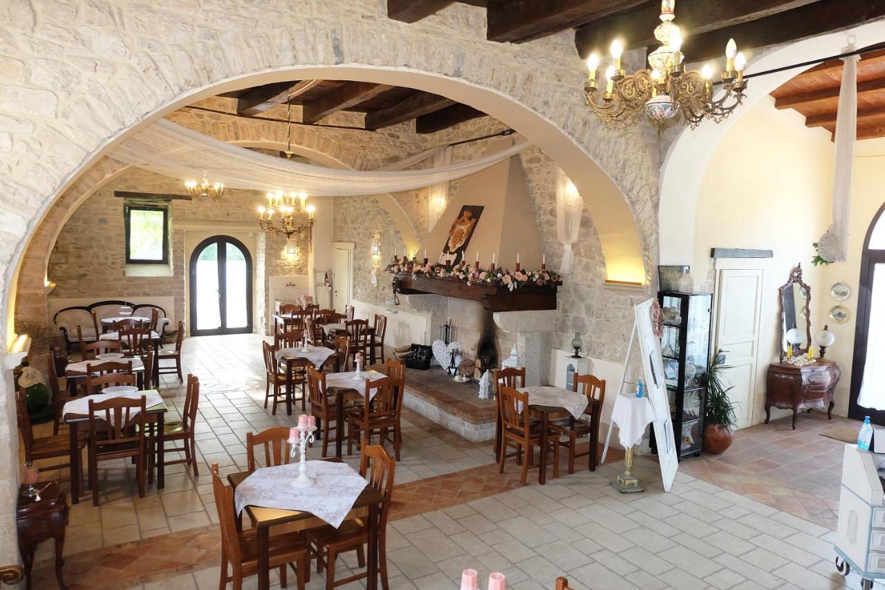 Antica Taverna Del Principe Sepino Екстер'єр фото